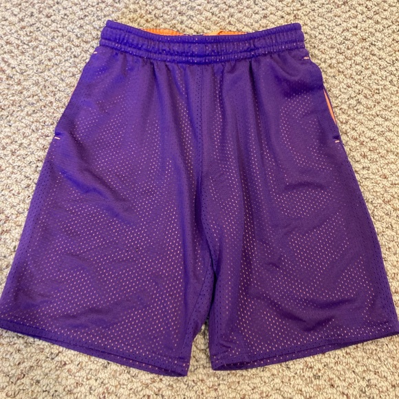 Boys medium (10/12) Multi-Color Shorts Set and Wrangler pants (12) - Picture 10 of 16